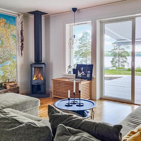 Awesome Home In Smedjebacken With House Sea View Exterior photo